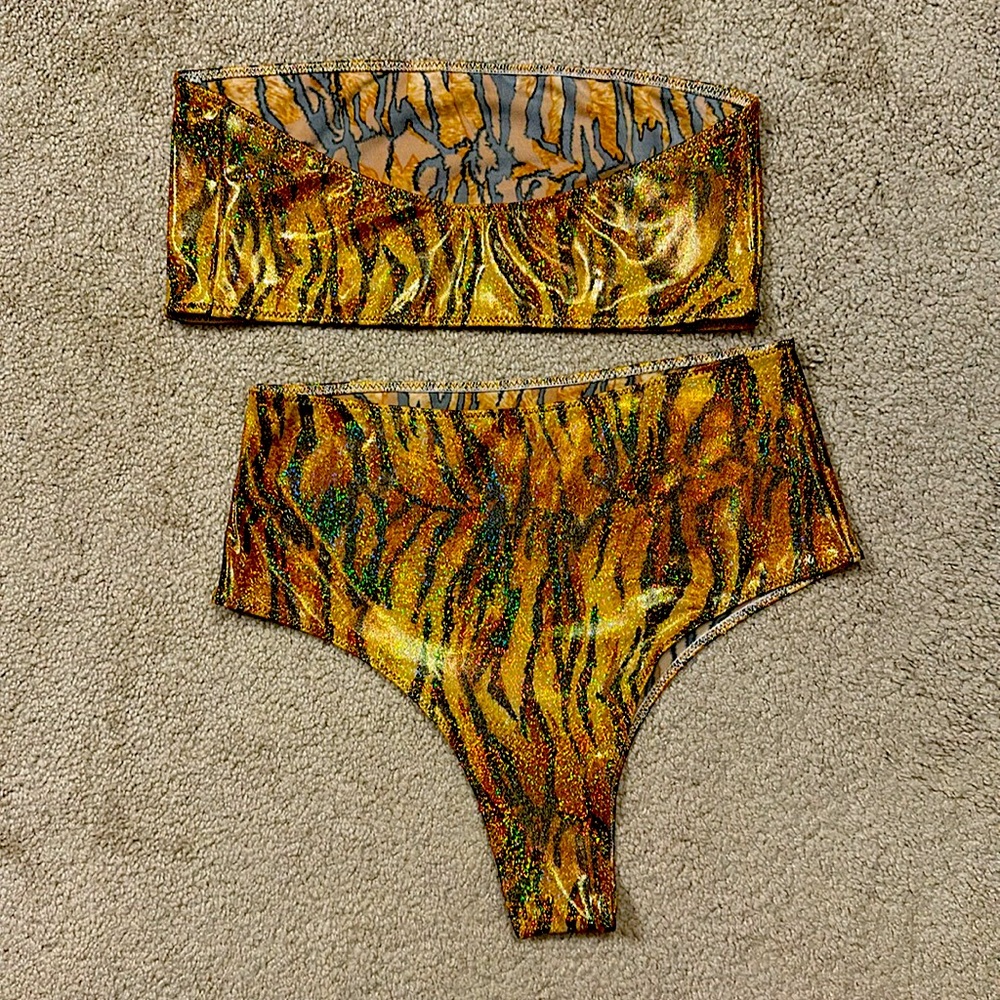 Third Eye Ravewear Set - Picture 2 of 5